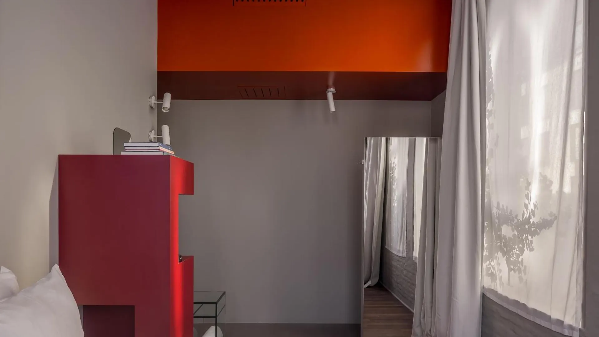 ***  Hotel Pilar Antwerpen Belgium