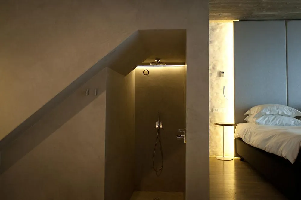 Hotel Pilar Antwerpen 3*,