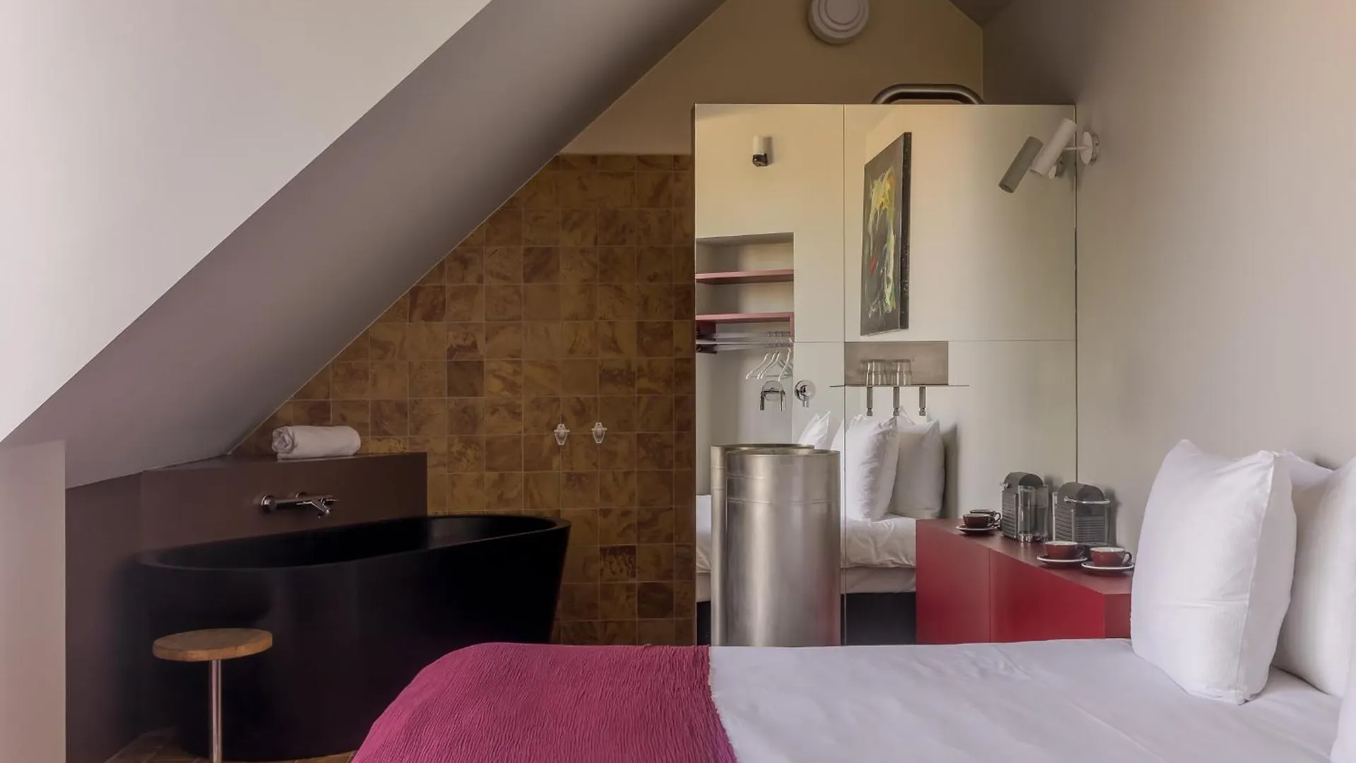Hotel Pilar Antwerp 3*,  Belgium